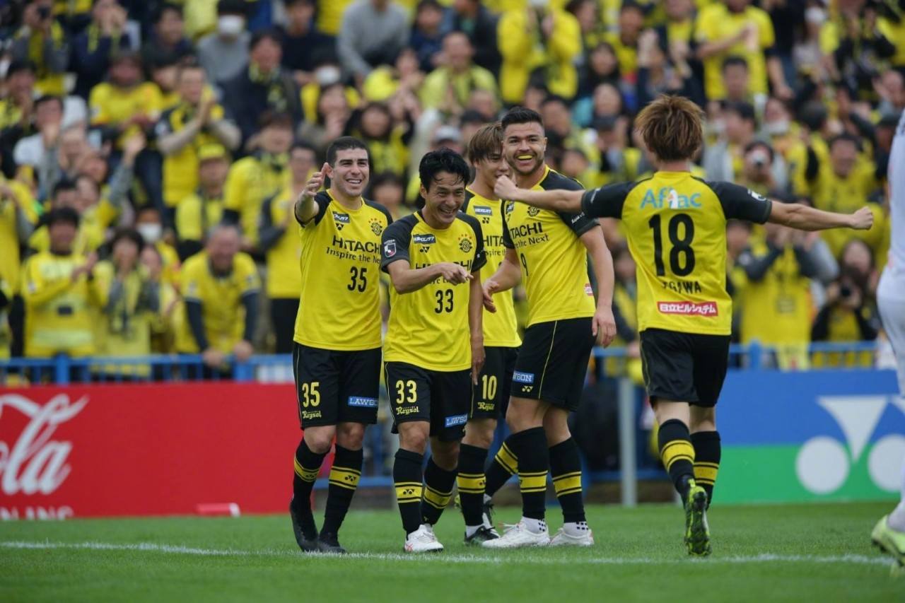 日本j1联赛（日本职业联赛杯比分2022）