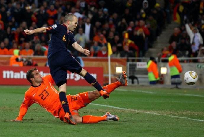 世界杯西班牙vs荷兰（2018世界杯荷兰vs西班牙）