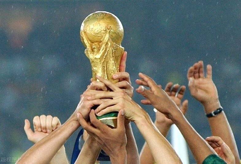 02年世界杯决赛（02年世界杯决赛巴西vs德国阵容）