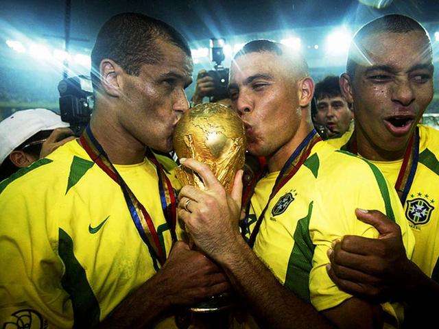 2010世界杯巴西（2010世界杯巴西对科特迪瓦）