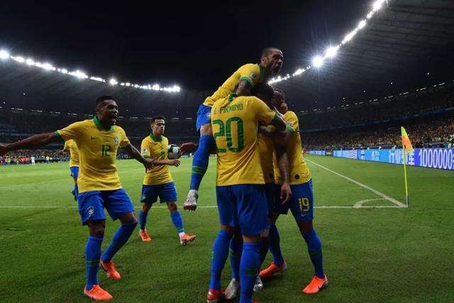 巴西vs秘鲁（巴西vs秘鲁直播决赛）