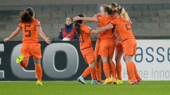 女足对荷兰时间（女足对荷兰时间奥运直播）